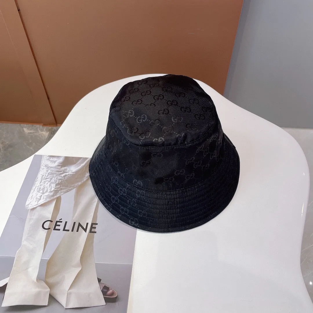 P66 GUCCI Gucci's new counter-synchronized reversible fisherman hat, a popular model shipped, super easy to match, new model on the shelves