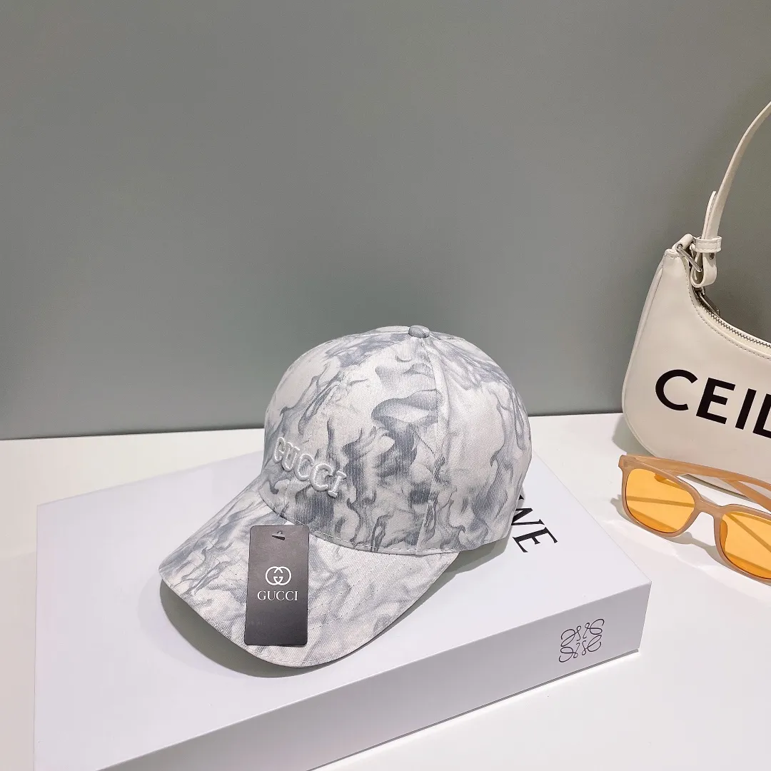 P50 comes with dust bag [GUCCI Gucci embroidered baseball cap🧢, new model at the counter, simple and trendy! Casual and sports style, classic production, super easy to match!