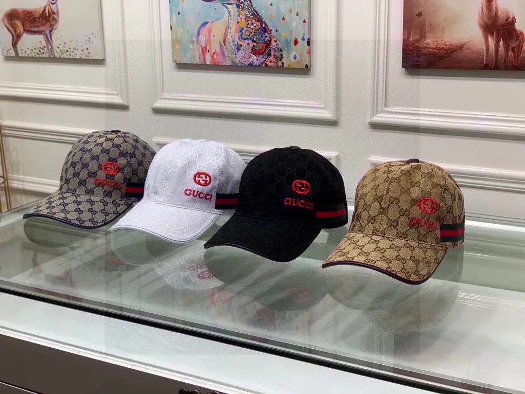 🉐️900,000-year-old classic model shipped!        , Gucci (Gucci) classic original baseball cap😍😍gucci small embroidery, 1:1 mold opening and customization at the counter, the highest version, original canvas fabric + first layer of cowhide, pure cotton lining, light and breathable! Photographed in real life, suitable for men and women in all seasons, basic head circumference 56cm, adjustable patches.