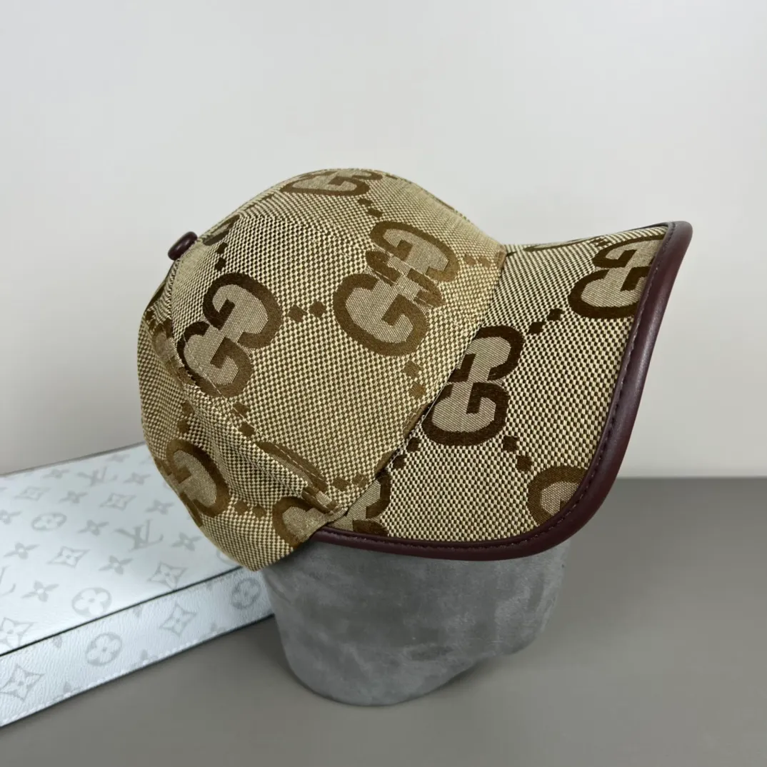 P46💰Gucci Baseball Cap♥️GUCCI🧢Official website new product, baseball cap, original quality, hot arrival 🔥🎩 The craftsmanship is very exquisite, high-end and classy! Low-key luxury, easy to carry! Running volume!