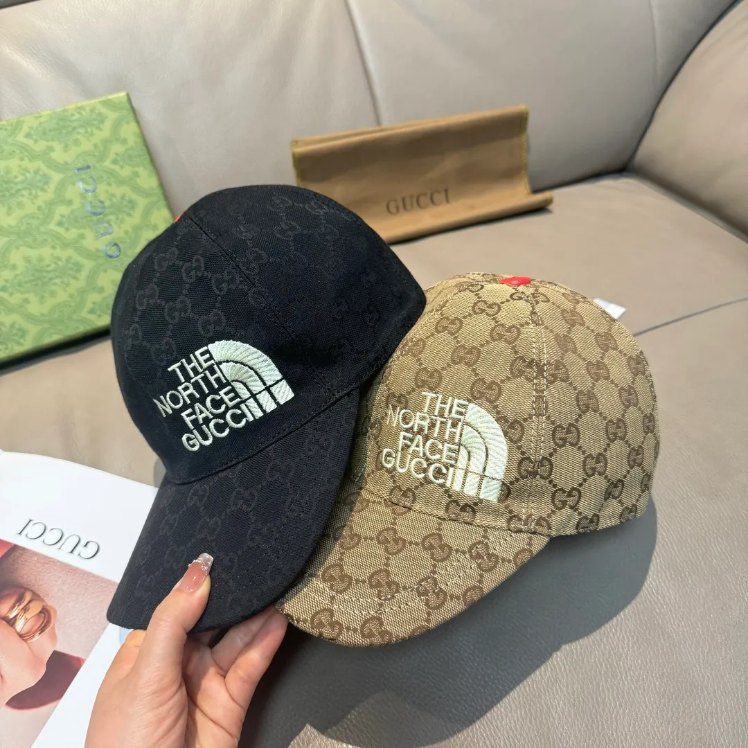 P90, Gucci's new original baseball cap, North Face embroidery! Counter 1:1, imported canvas + first-layer cowhide, popular for purchasing, versatile style for men and women, great quality! The basic head circumference is 56cm, and the patch is adjustable.