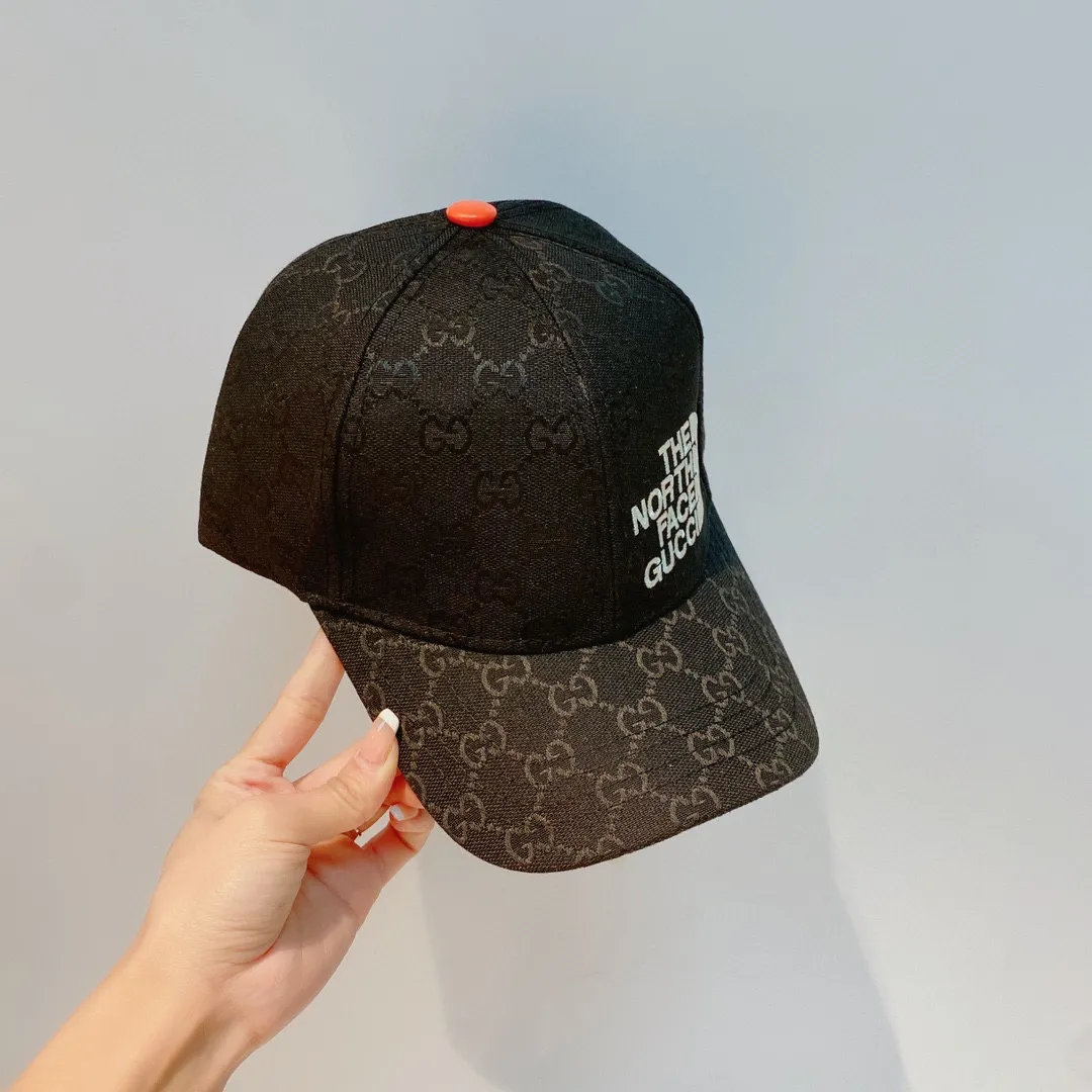 Running volume 70¥ Gucci 2022 autumn baseball cap, classic presbyopic style, black and khaki, head circumference 57cm