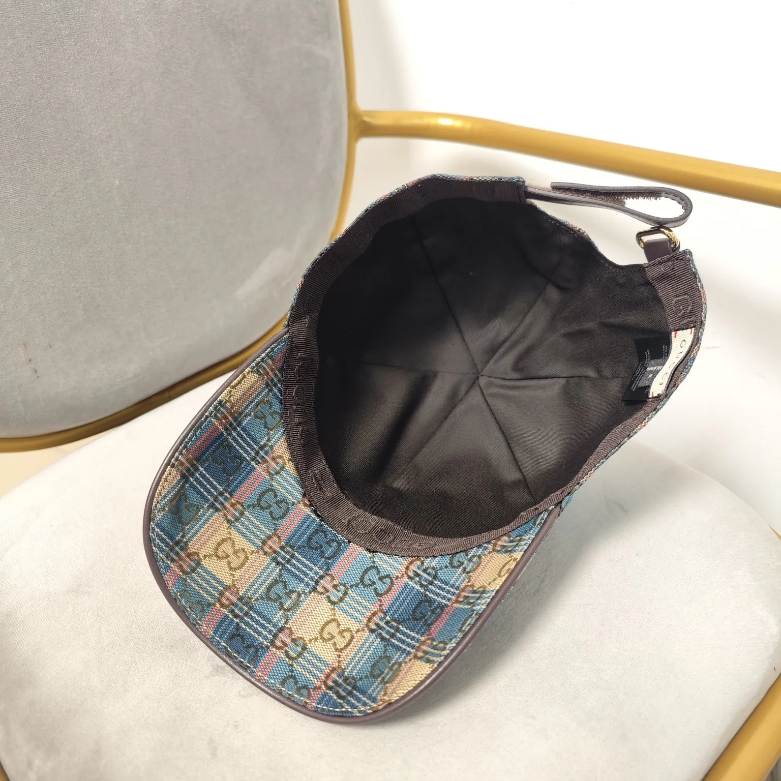 GUCCI--high version of plaid baseball cap