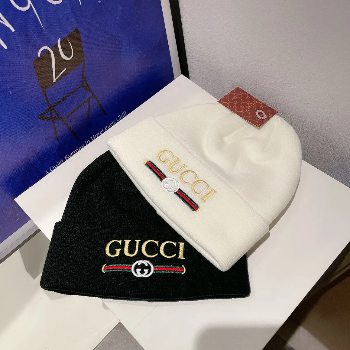 🉐60 Gucci official website knitted hat, made of cashmere🙆🏻Official website new product😱simple and elegant👍 The tight knitting method is very thick, soft and comfortable🙈Warm and fashionable❤Can't put it down👍Dear, get it now, the same style for men and women!