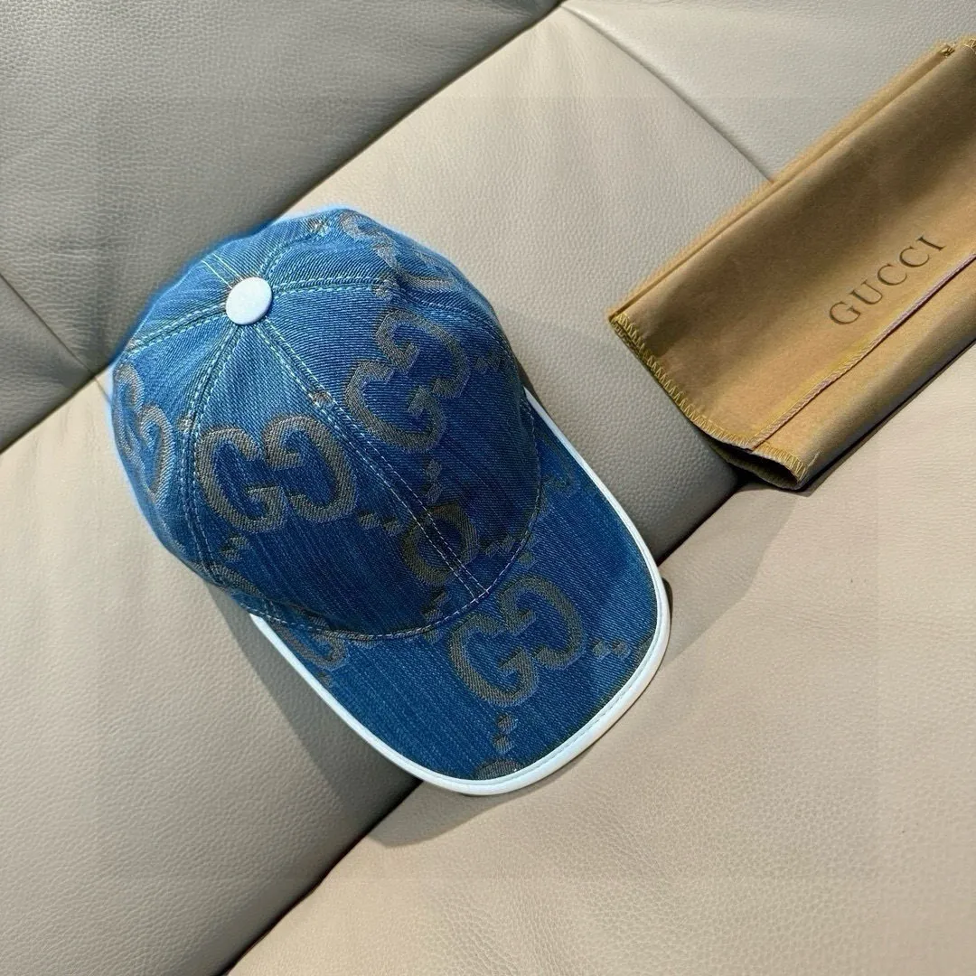 p90., Gucci Gucci’s new original baseball cap, large double G, 1:1 mold opening and customization at the counter, perfect matching pattern, original canvas fabric + first-layer cowhide, light and breathable! The basic head circumference is 56cm, and the patch is adjustable.