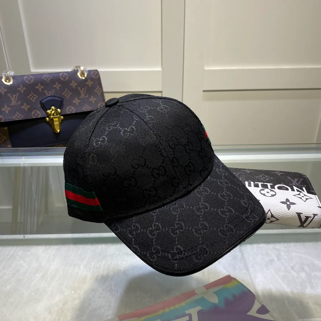 P80💰Gucci Baseball Cap GUCCI🧢Original quality is now available 🔥🎩 The craftsmanship is very exquisite, high-end and classy! Low-key luxury, easy to carry! Running volume! 【68211469】