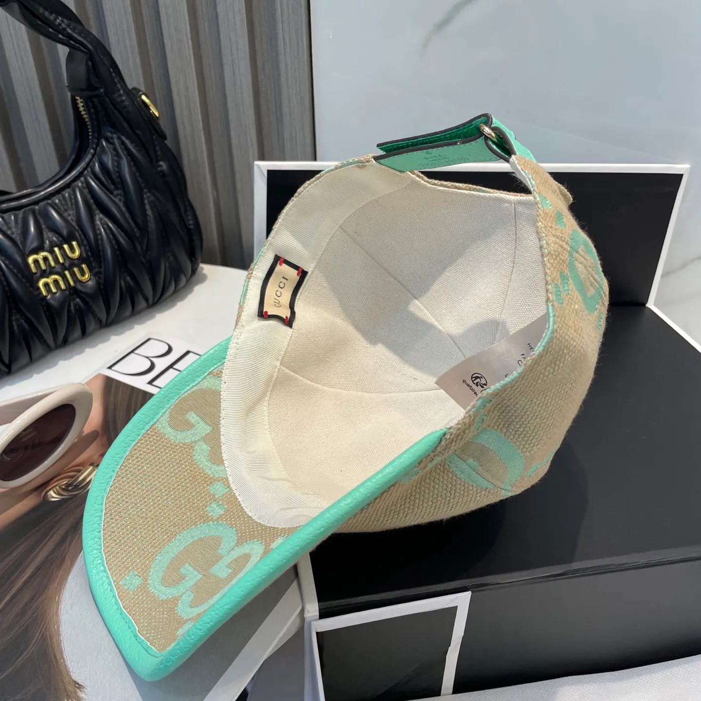 P70 Gucci new original baseball cap 🧢, exquisite and pure, stylish and stylish, cool and fashionable, out of stock at the counter, popular, great quality