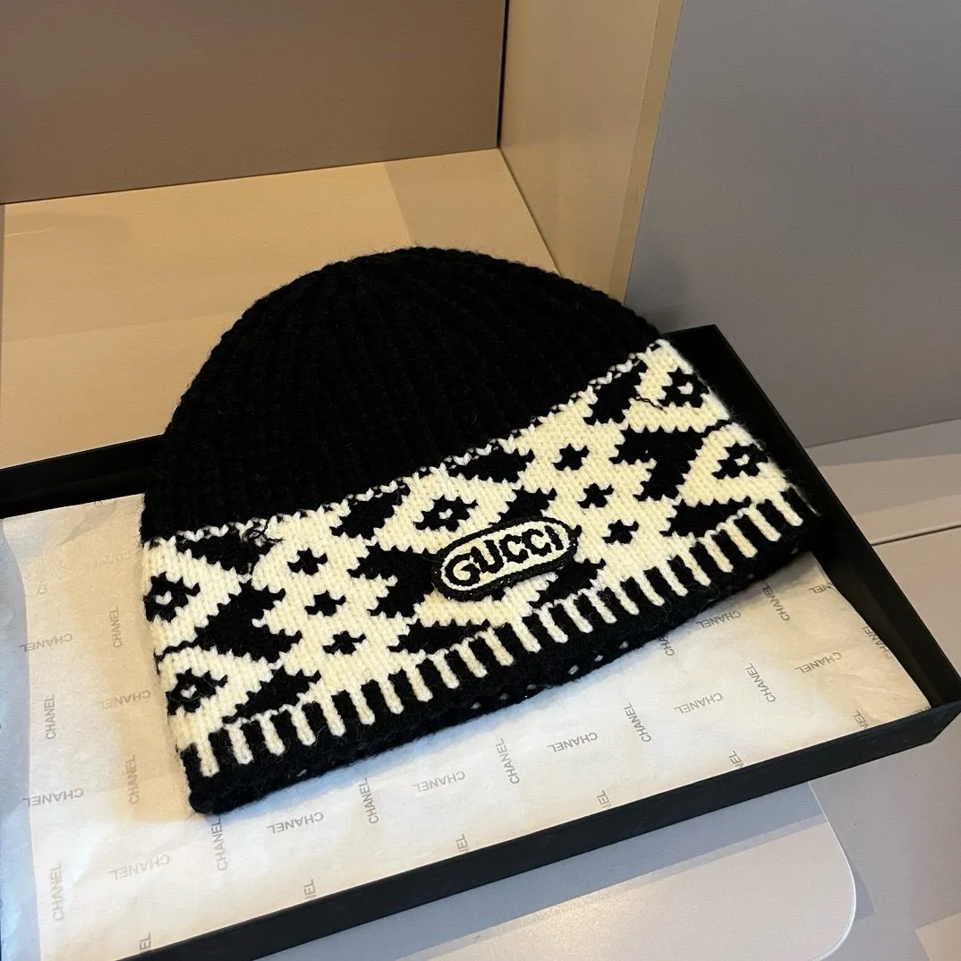 💰90¥ Gucci knitted beanie, unisex