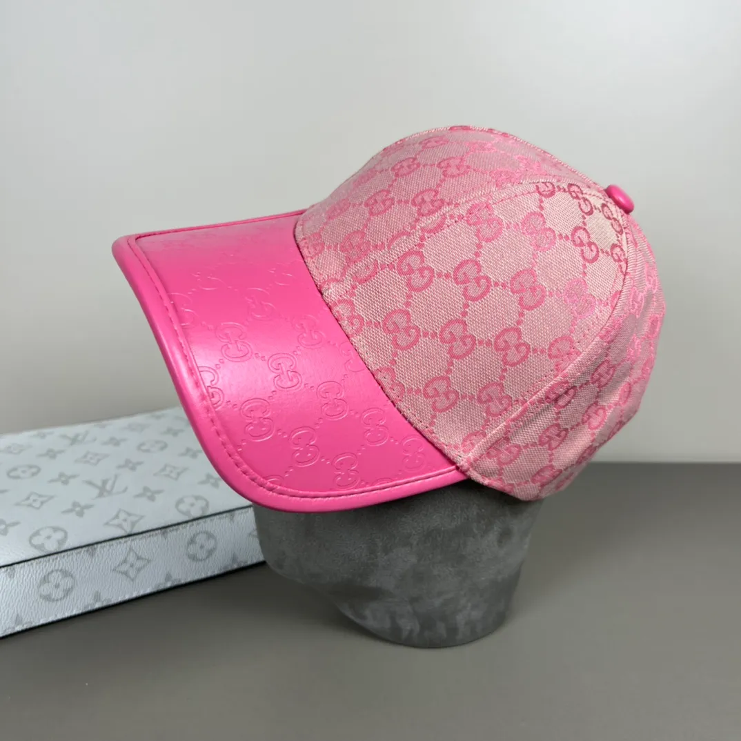 P46💰Gucci Baseball Cap♥️GUCCI🧢Official website new product, baseball cap, original quality, hot arrival 🔥🎩 The craftsmanship is very exquisite, high-end and classy! Low-key luxury, easy to carry! Running volume!