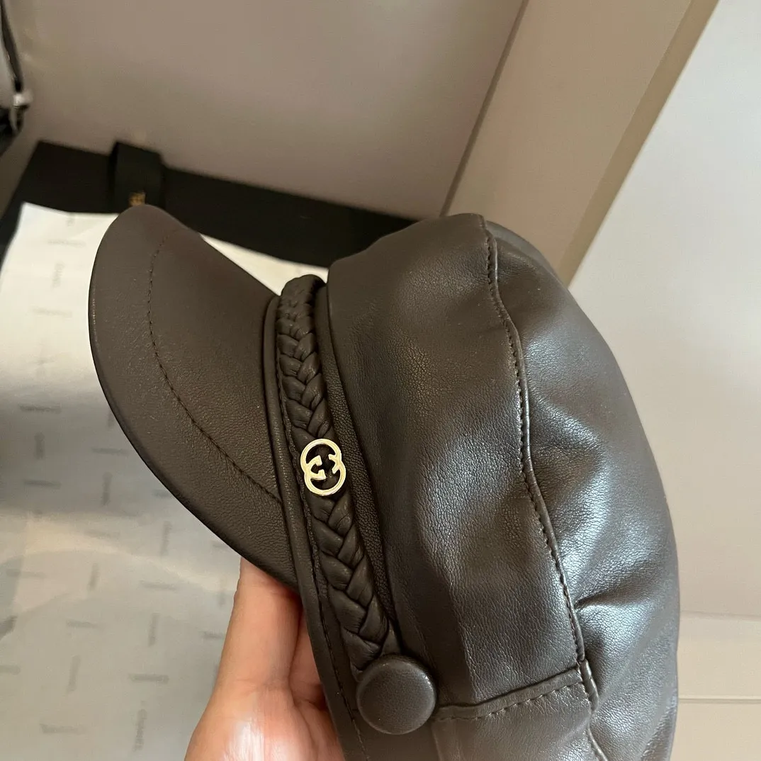 💰100¥ Gucci new duck bill military cap, head circumference 57cm