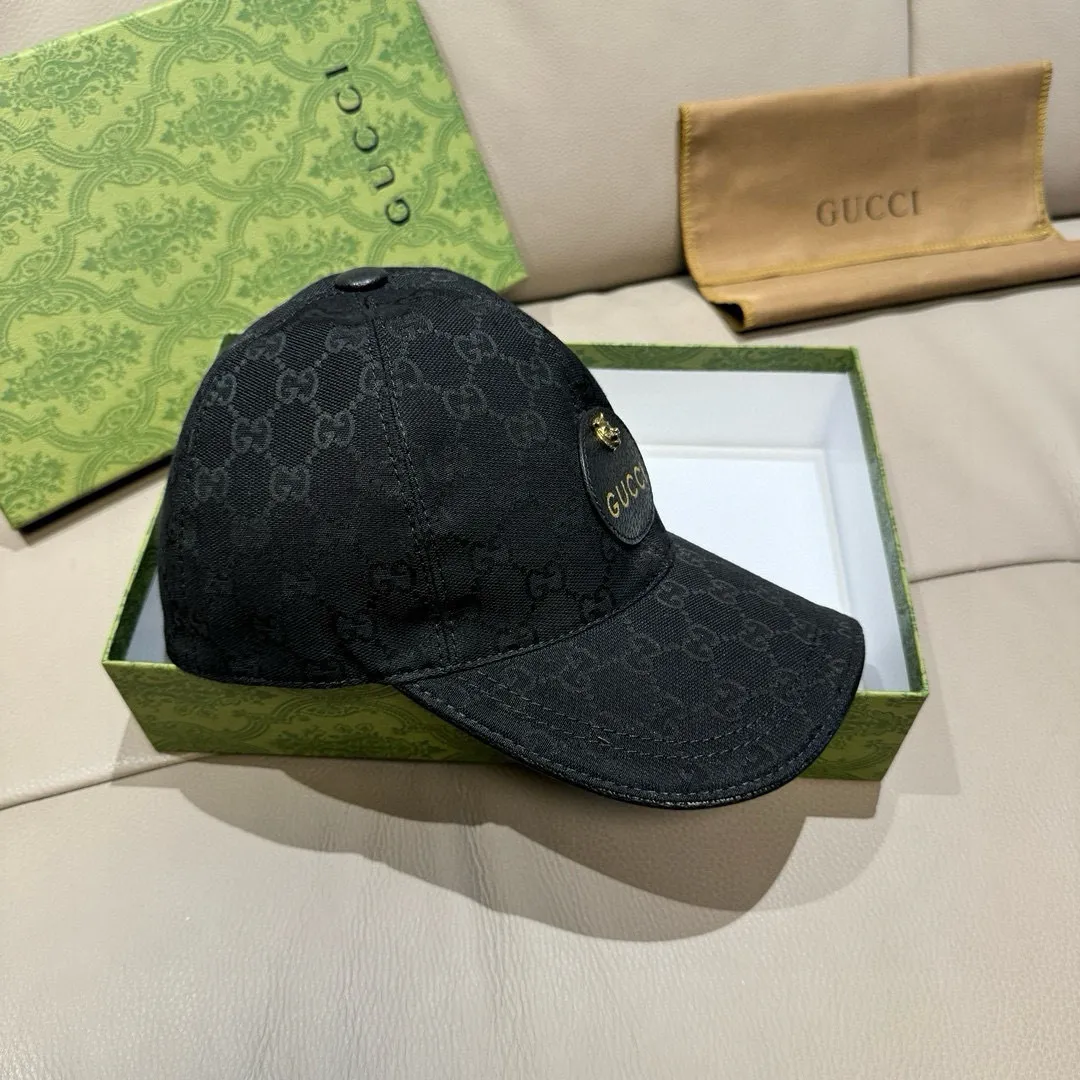 P90., Gucci (Gucci) new original baseball cap, small tiger head, the latest model at the counter, 1:1 mold customization, genuine mold hardware, original canvas fabric + first layer of cowhide, original quality! The quality is great, the basic head circumference is 56cm, and the patch is adjustable.