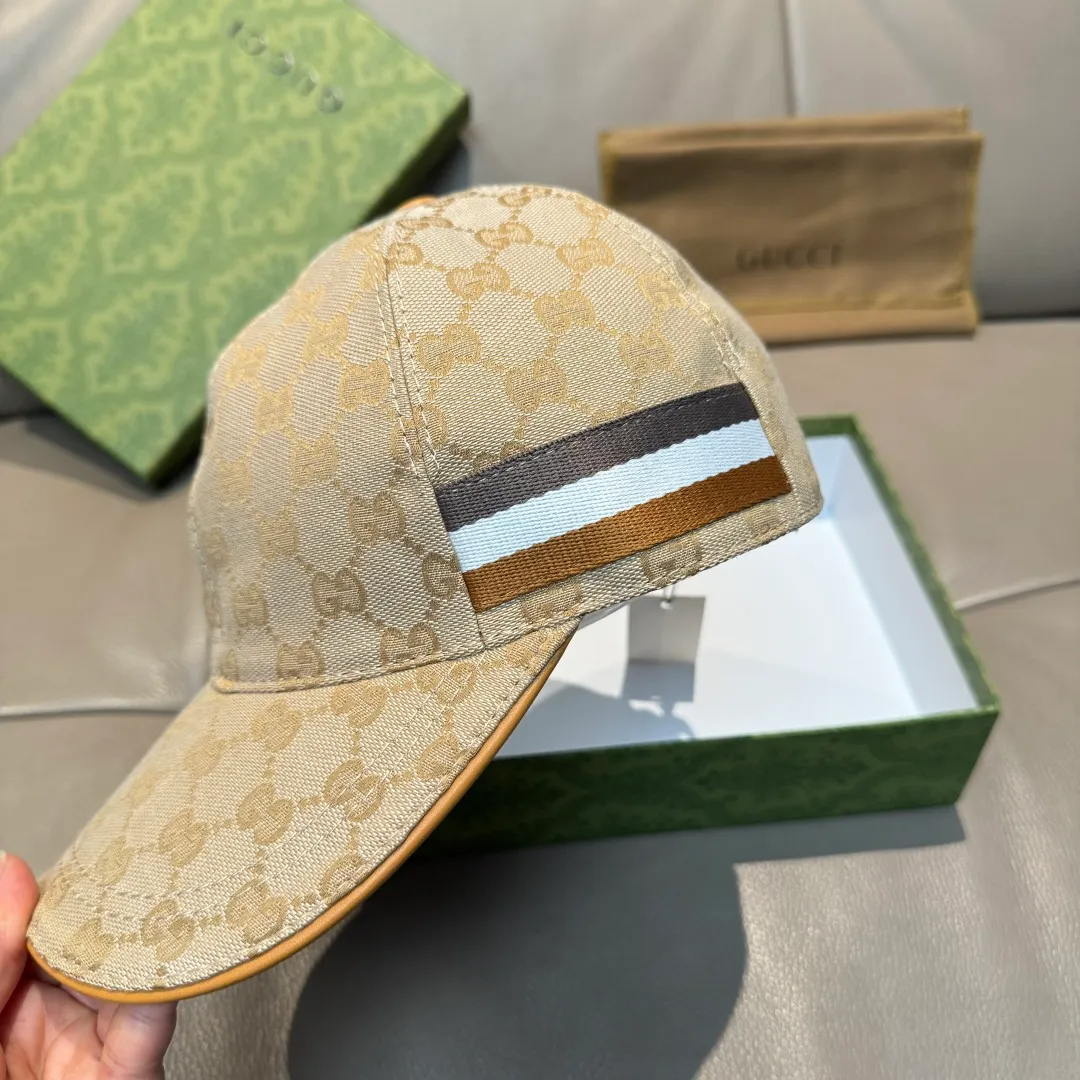 p90 ten thousand year old classic new color is shipped!   , Gucci (Gucci) classic original baseball cap 😍😍 1:1 mold opening and customization at the counter, the highest version, original canvas fabric + first layer of cowhide, light and breathable! Photographed in real life, suitable for men and women in all seasons, basic head circumference 56cm, adjustable patches.