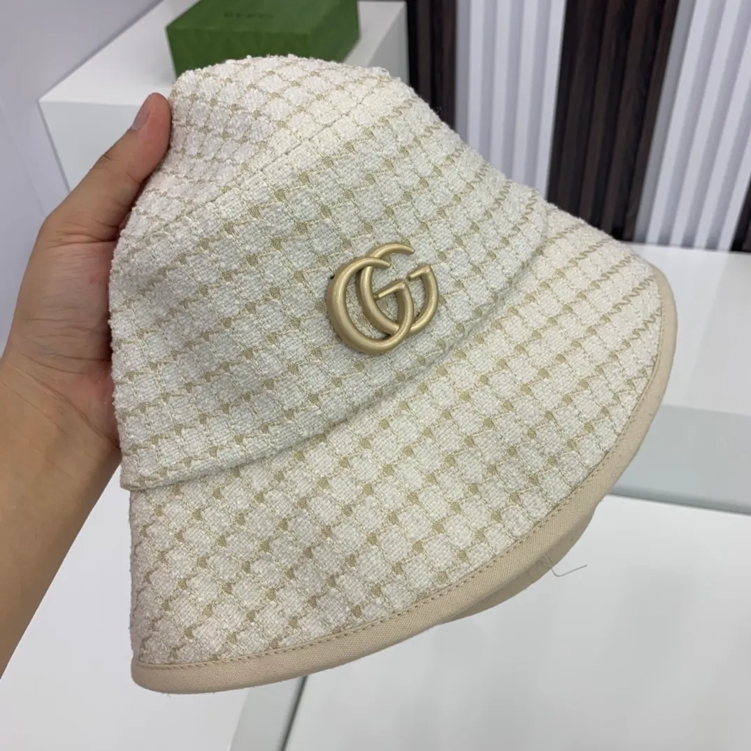 p90 Gucci 2020 new hat classic houndstooth wool blend casual fedora bucket hat, a stylish hat with a big-name aura! Same style for men and women!