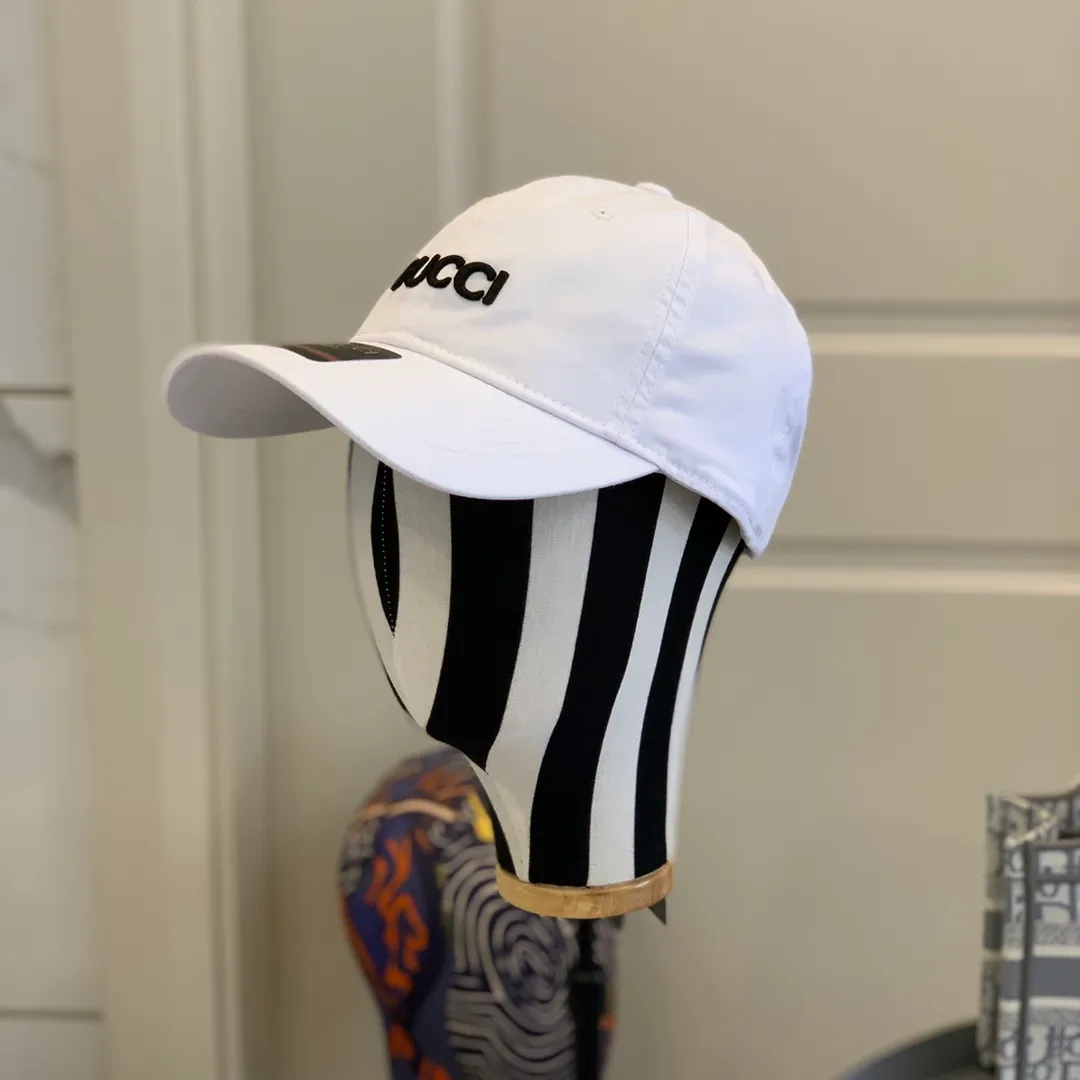 p60 Gucci Baseball Cap♥️GUCCI Baseball Cap🧢Official website new product Gucci Baseball Cap, original quality is very popular 🔥🎩 The craftsmanship is very exquisite, high-end and classy! Low-key luxury, easy to carry! Excellent quality👍Fashionable and versatile