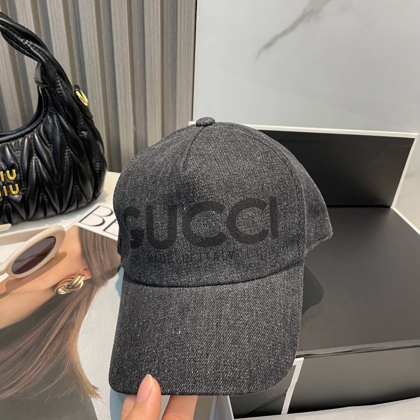 P70 GUCCI 2025 new washed denim baseball cap at the counter, very trendy! Casual and sports style, classic production, super easy to match!
