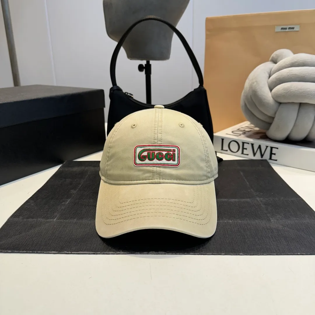 P60 Gucci new original baseball cap, exquisite and pure, stylish and stylish, cool and fashionable, great quality