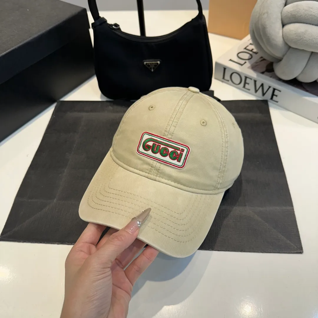 P60 Gucci new original baseball cap, exquisite and pure, stylish and stylish, cool and fashionable, great quality