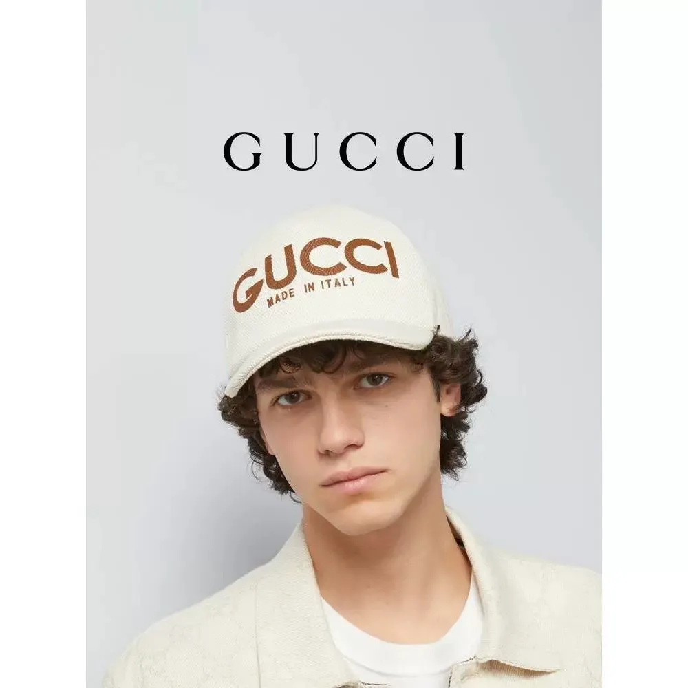 p60 Official website new model Gucci latest original baseball cap, large double G, custom-made from 1:1 mold at the counter, light and breathable! The basic head circumference is 56cm, and the patch is adjustable.