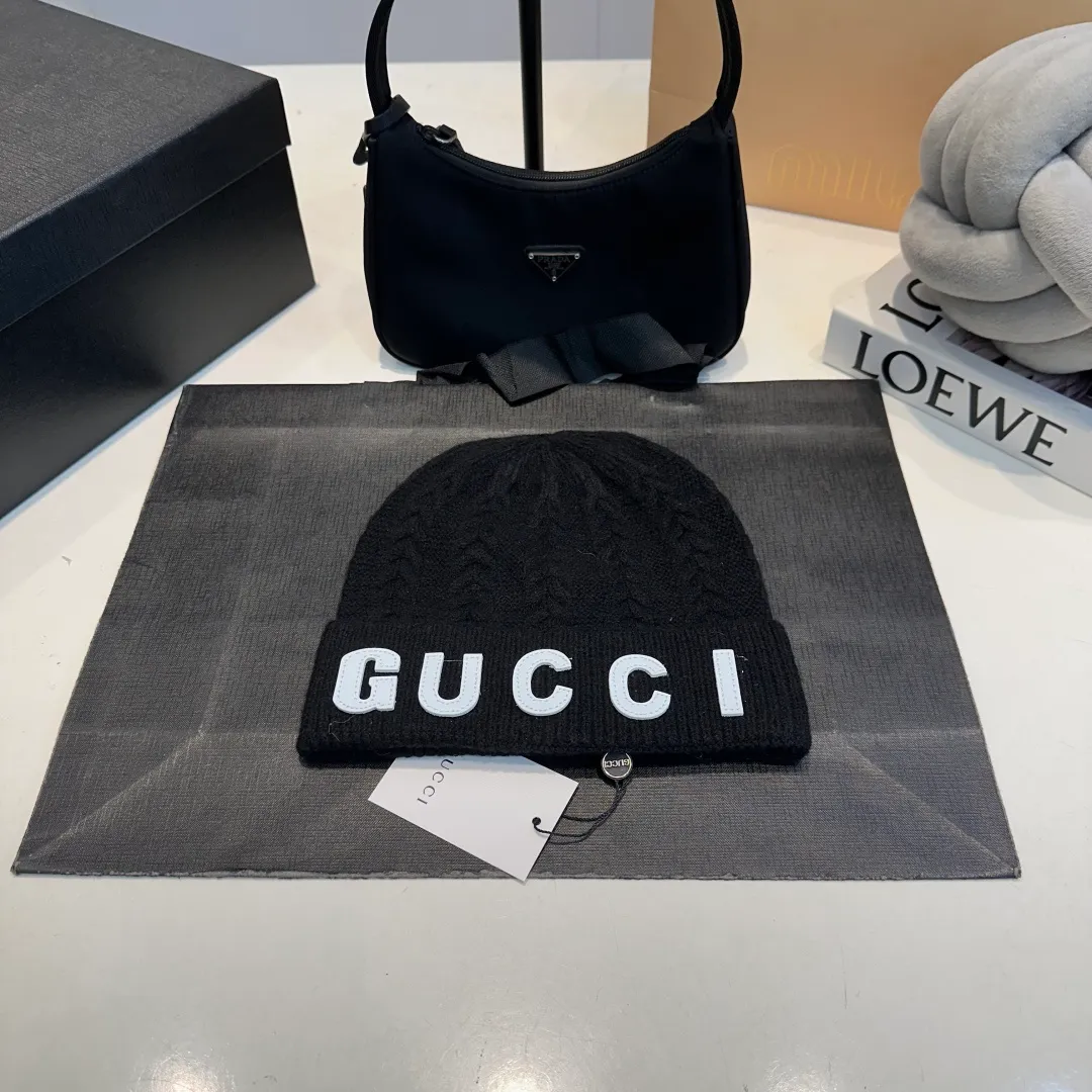 P80 Gucci knitted beanie, unisex