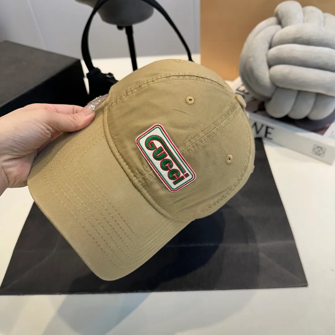 P60 Gucci new original baseball cap, exquisite and pure, stylish and stylish, cool and fashionable, great quality