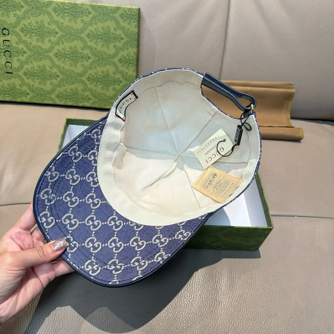 P90., Gucci (Gucci) new original baseball cap, metal small double G, the latest model at the counter, 1:1 mold customization, genuine mold hardware, original canvas fabric + first-layer cowhide, original quality! The quality is great, the basic head circumference is 56cm, and the patch is adjustable.