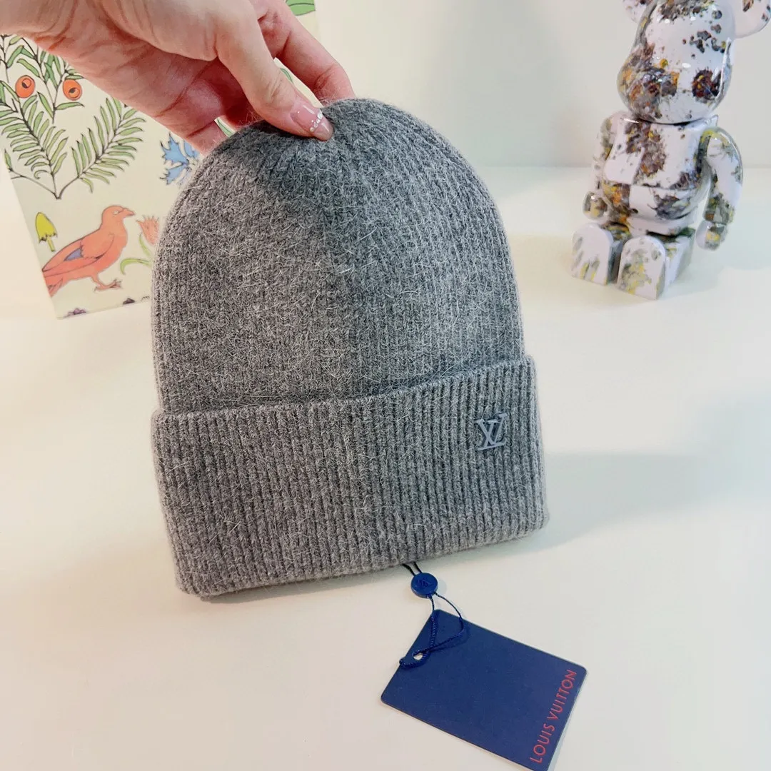 Special price P60💛 Comes with dust bag [LV] 2022 autumn and winter new rabbit fur men’s and women’s knitted woolen hats, super hot 💖 first-class texture, perfect for going out on the street!