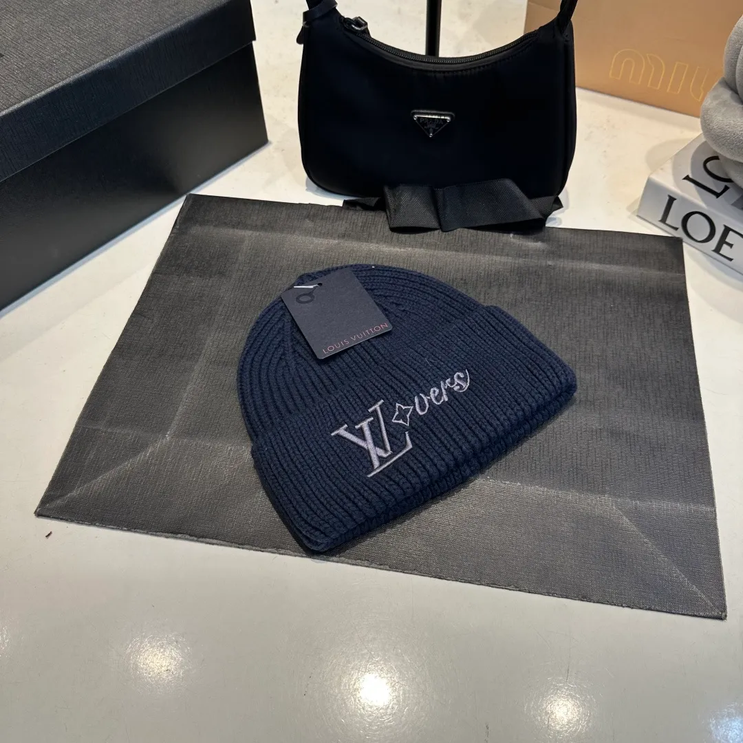 P58 LV Louis new autumn and winter style wool hat, 100% wool fabric🐑