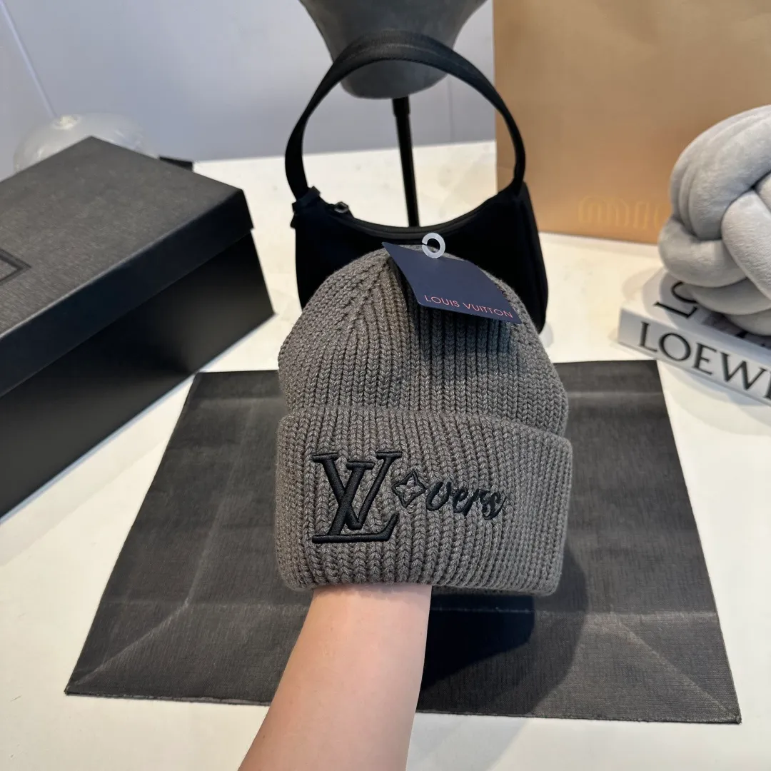 P58 LV Louis new autumn and winter style wool hat, 100% wool fabric🐑