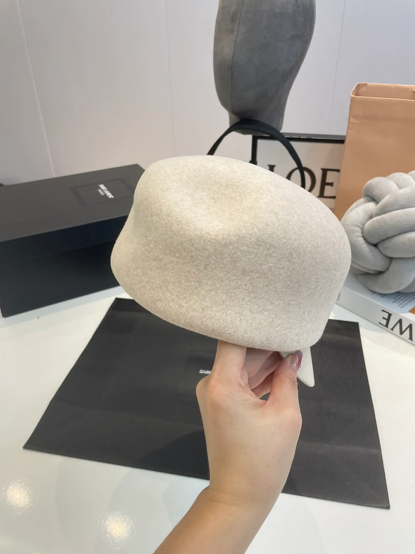 P140 LV new autumn and winter wool peaked cap, woolen army cap, 100% wool fabric, head circumference 57cm, black, rice and khaki tricolor