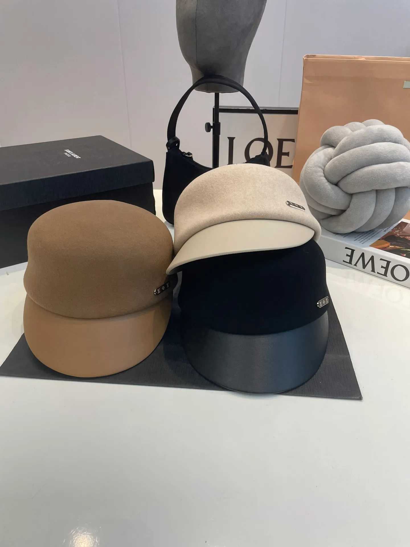 P130 LV new autumn and winter wool peaked cap, woolen army cap, 100% wool fabric, head circumference 57cm, black, rice and khaki tricolor