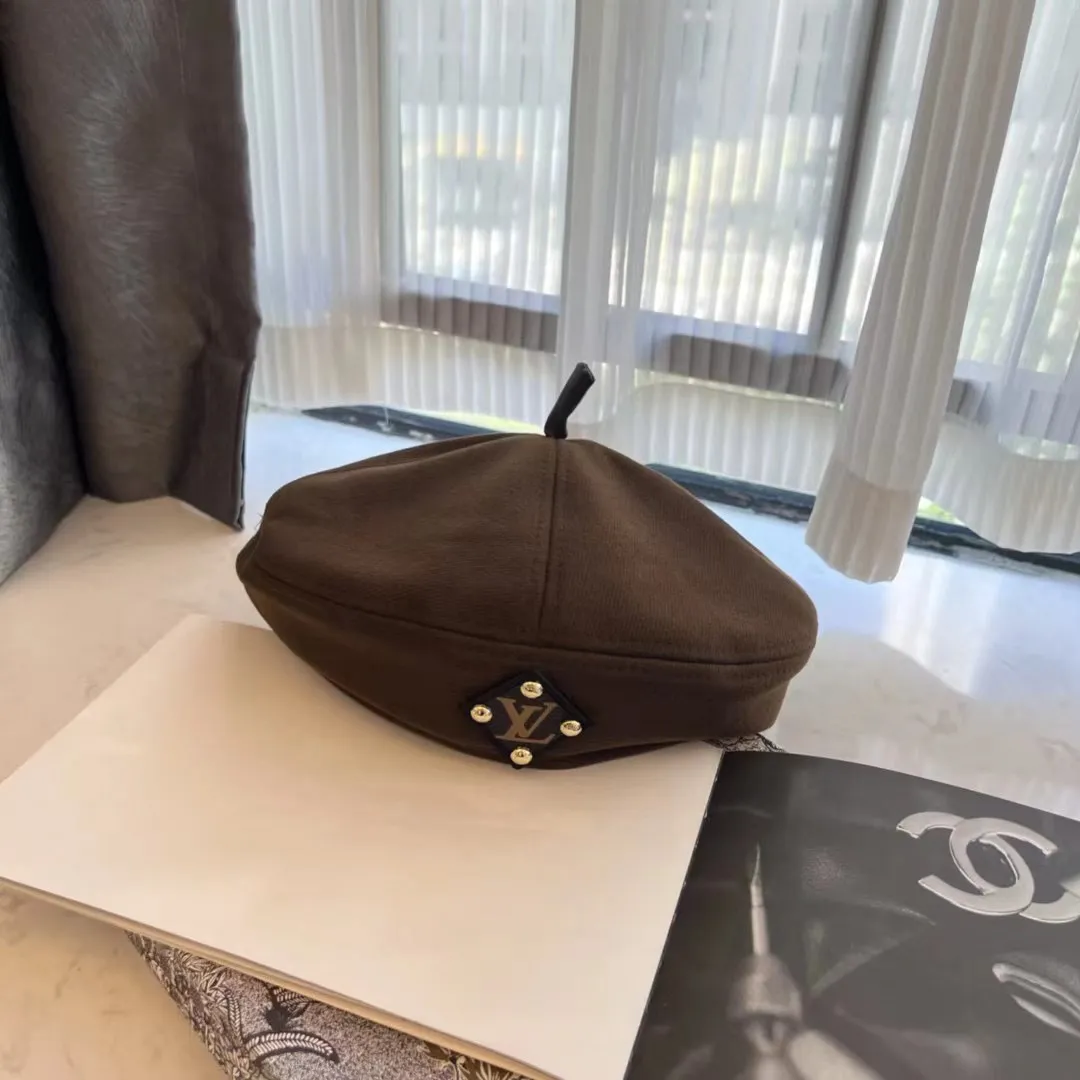 Inquiry with pictures! lv new autumn and winter beanie hat