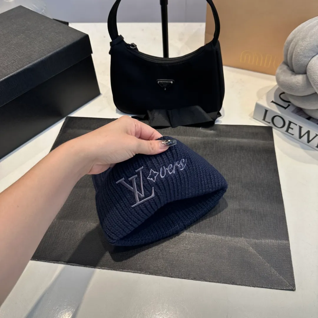 P58 LV Louis new autumn and winter style wool hat, 100% wool fabric🐑
