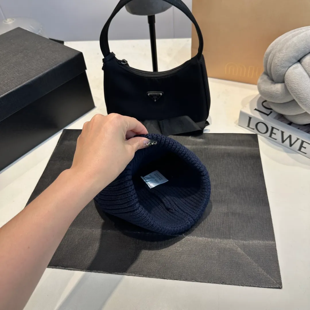 P58 LV Louis new autumn and winter style wool hat, 100% wool fabric🐑