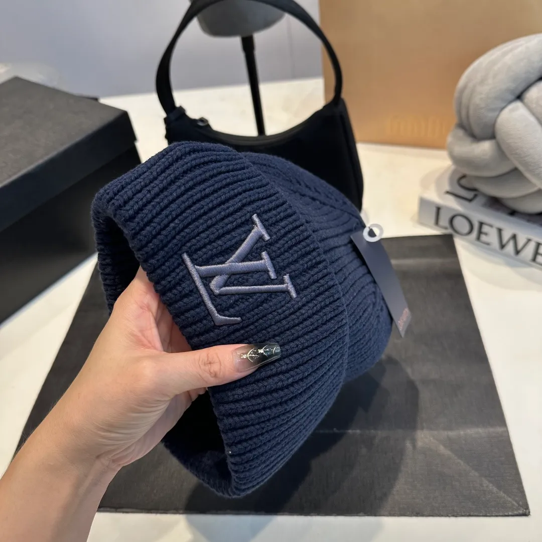 P58 LV Louis new autumn and winter style wool hat, 100% wool fabric🐑