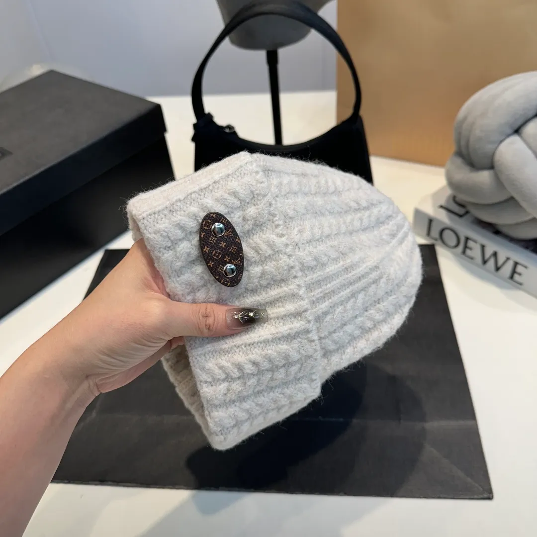 P56 LV Louis new autumn and winter style wool hat, 100% wool fabric🐑
