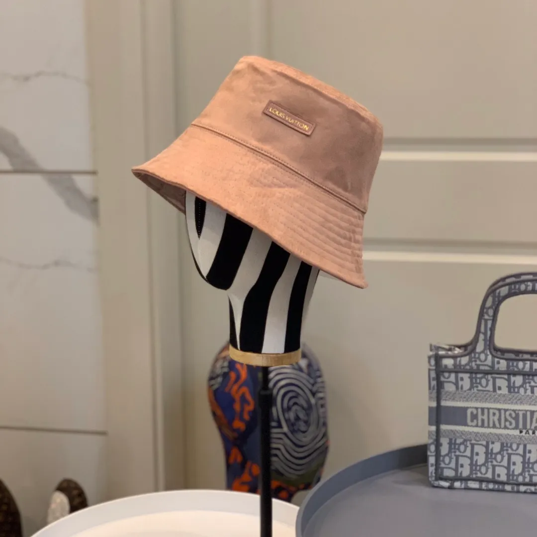 P100LV new suede double-sided fisherman hat! Embossed leather brim! Seiko and high quality, new style for autumn and winter 20, super texture! Head circumference-56-58 is acceptable