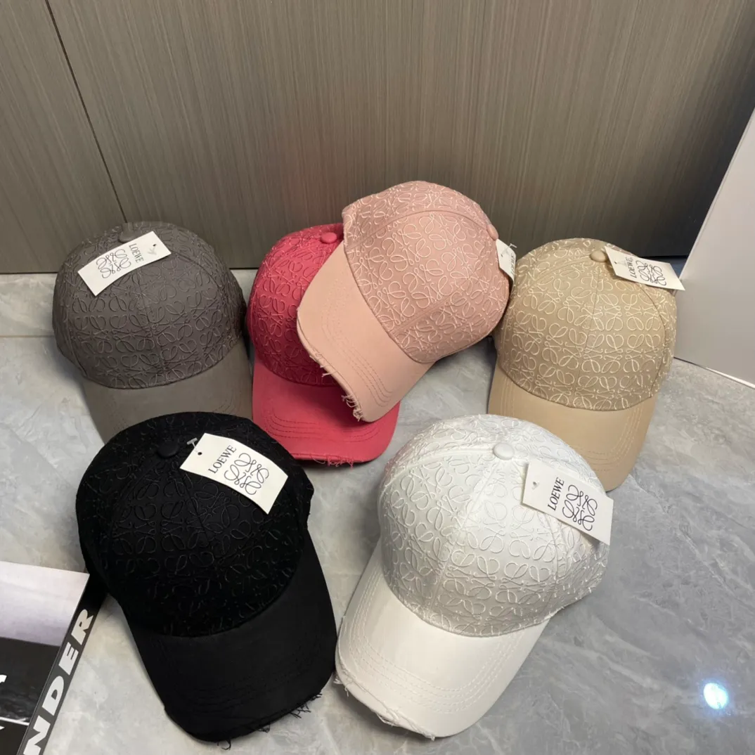 P70💛 Comes with dust bag [Loewe] new embroidered baseball cap, shipped from the counter at the same time, big-name models are super easy to match, hurry up and get it