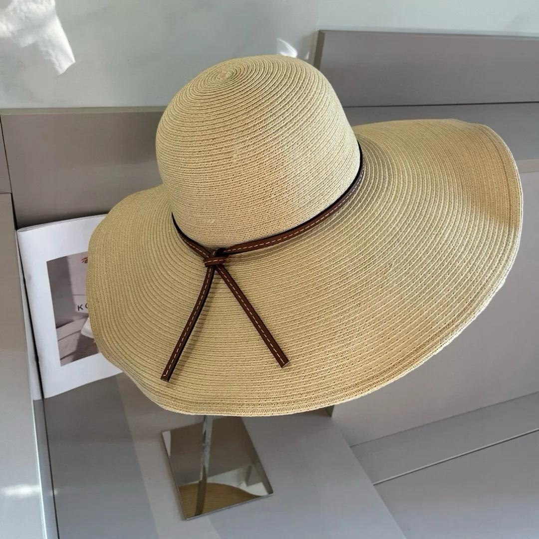 💰180¥. High version LOEWE big-brimmed hat, big sun hat, made of fine grass, official model opening mold, non-market ordinary version, head circumference 57cm