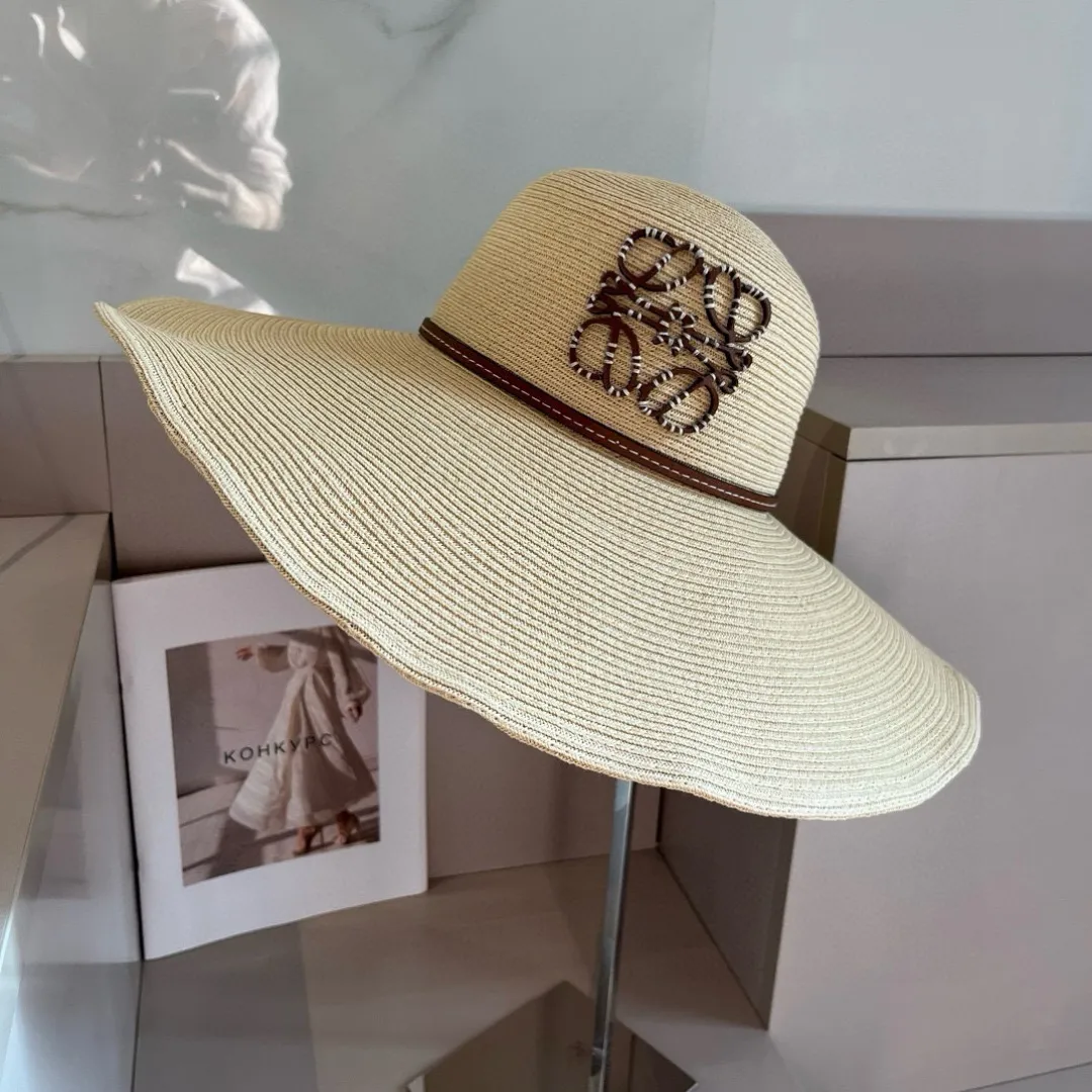 💰180¥. High version LOEWE big-brimmed hat, big sun hat, made of fine grass, official model opening mold, non-market ordinary version, head circumference 57cm