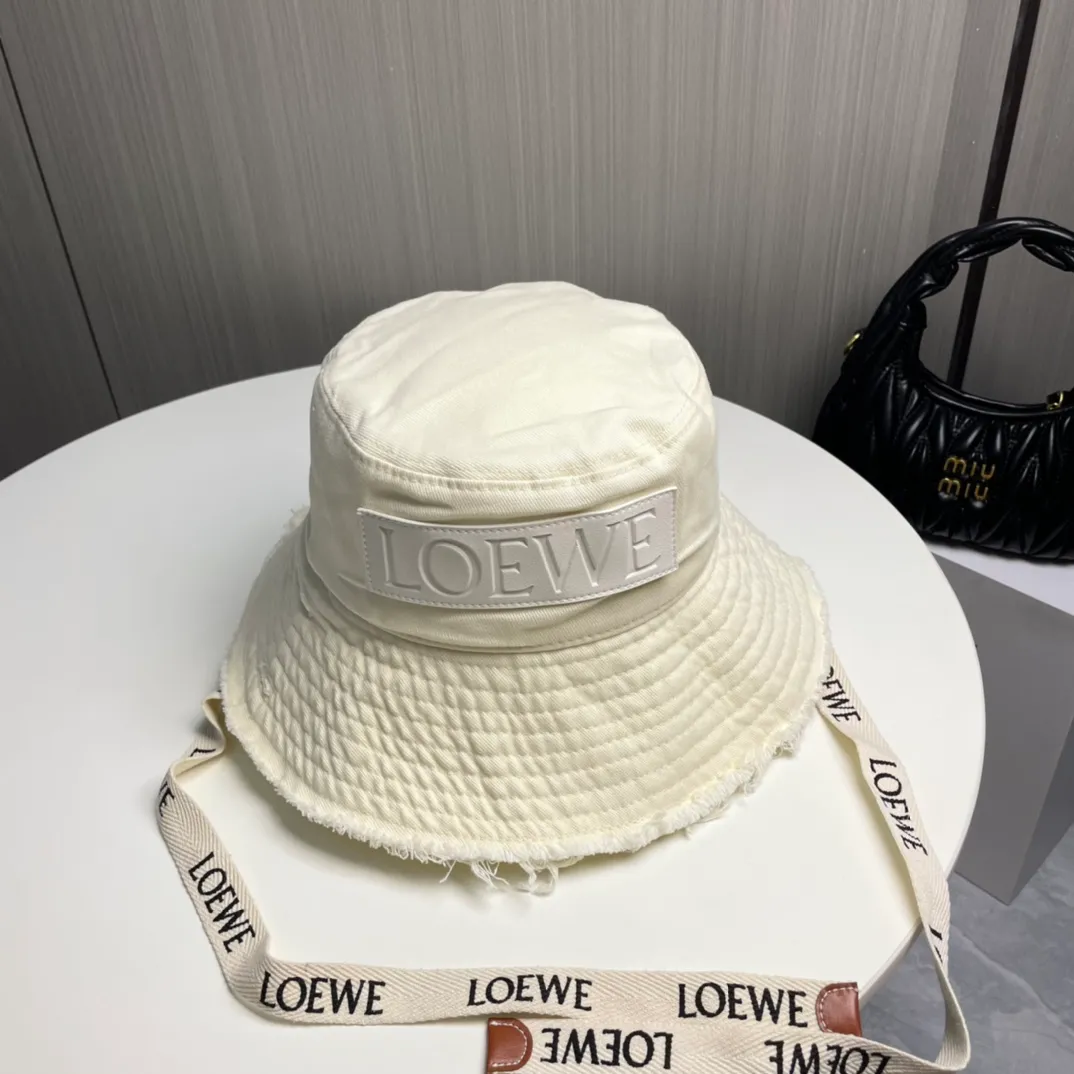 P90 Luo Yiwei's personalized fisherman's hat with straps is an excellent casual fisherman's hat. The texture is full of retro style and has a strong street style. It's handsome! Can be worn all year round! Head circumference-55-58cm