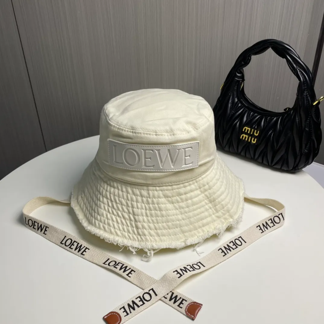 P90 Luo Yiwei's personalized fisherman's hat with straps is an excellent casual fisherman's hat. The texture is full of retro style and has a strong street style. It's handsome! Can be worn all year round! Head circumference-55-58cm