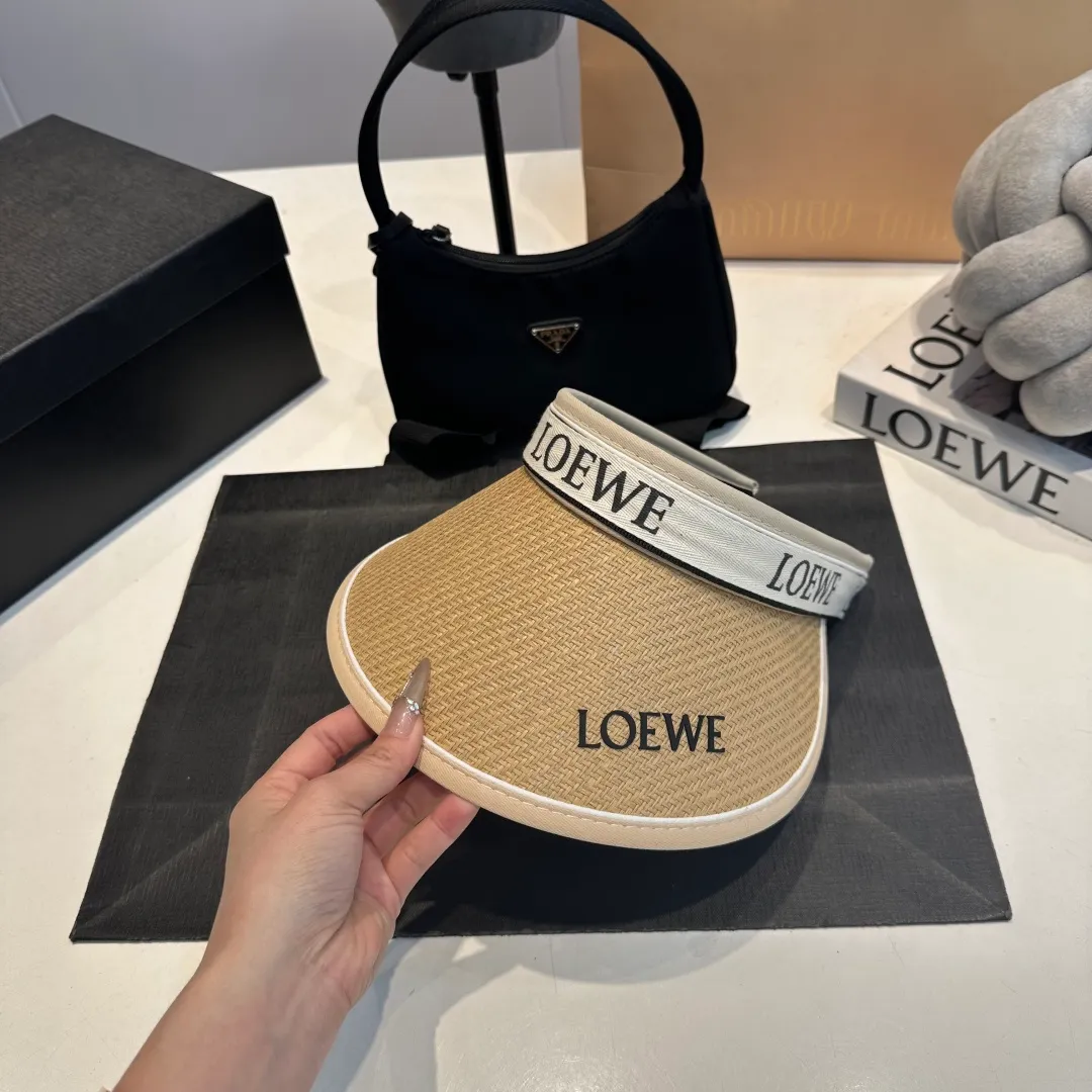 P44 LOEVE hollow top peaked cap, straw hat, original quality, exquisite workmanship, high-end luxury, very breathable and adjustable,