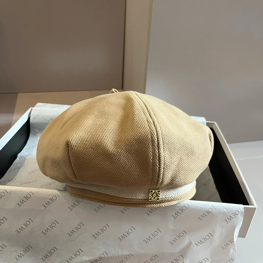 💰100¥ LOEWE new beret