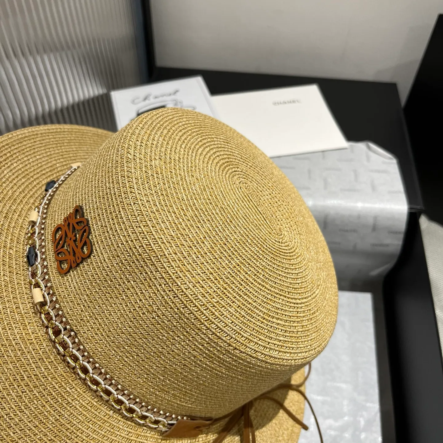 💰140¥ ＬＯＥＷＥ Loewee’s new flat top hat, head circumference 57cm