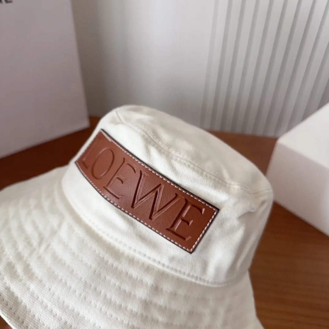 💰66 Luo Yiwei's personalized fisherman's hat, an excellent casual fisherman's hat. The texture is full of retro style and has a strong street style. It's handsome! Can be worn all year round! Head circumference-55-58cm