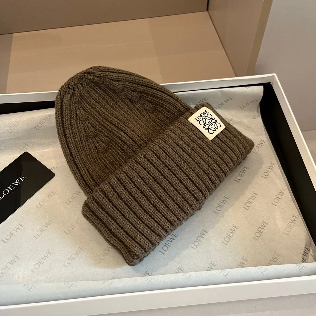 💰90¥ LOEWE new knitted beanie, unisex