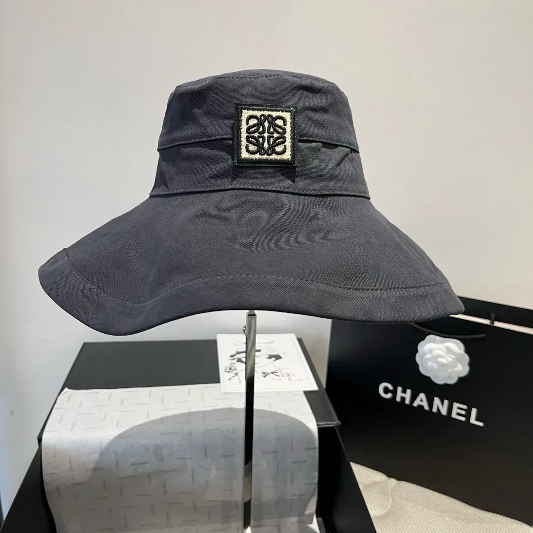 💰120¥ LOEWE new fisherman hat, head circumference 57cm