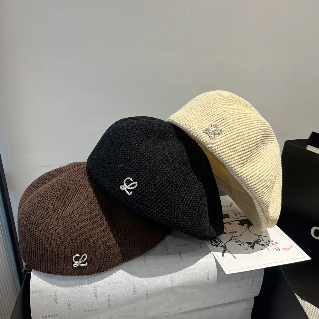 🉐160¥ Loewe's new duck bill forward cap, head circumference 57cm