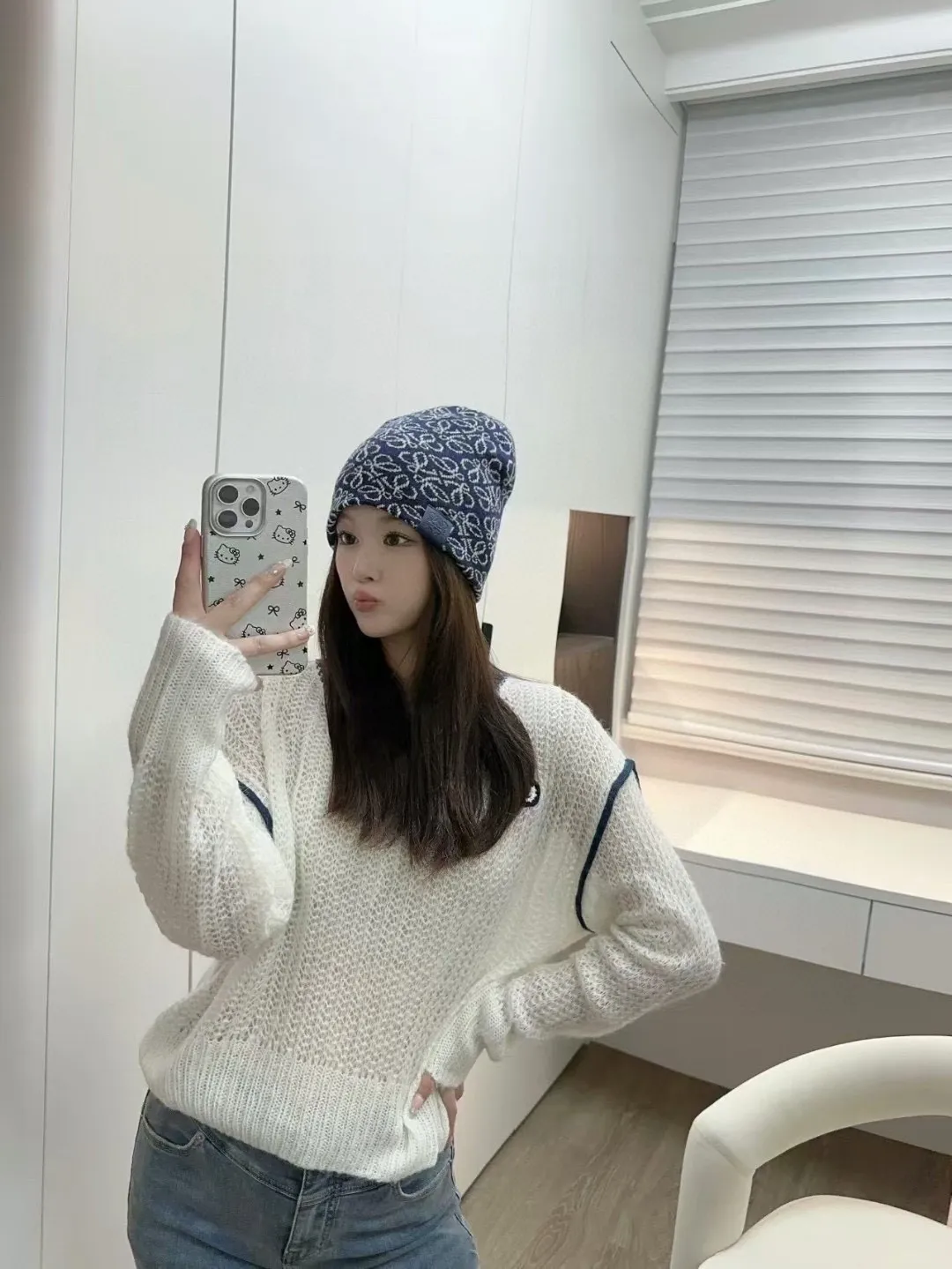 56💰 Classic knitted hat from loewe official website! Xiaohongshu’s hottest selling item! Dress well! The same style for men and women, thicker and warmer, fashionable and popular 🌸First-class quality, the best brand for warmth in autumn and winter, order now, limited edition