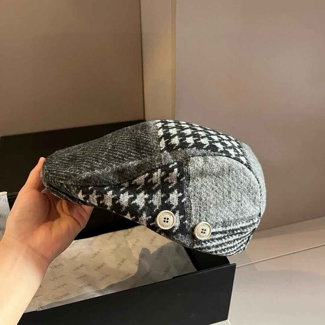 💰100¥ Loewe's new duck bill forward hat, classic painter's hat, unisex